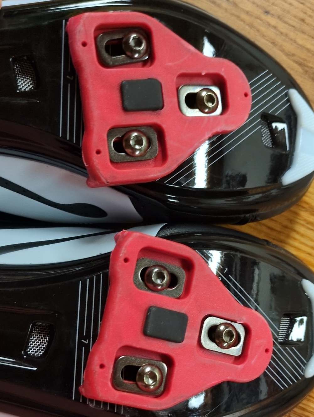 Peloton Cycling Shoes Unisex Mens 9 Womens 11 - Picture 11 of 12